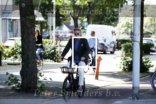 Amsterdam 28 juni 2019
Robert Kranenborg op de fiets in Amsterdam zuid.
