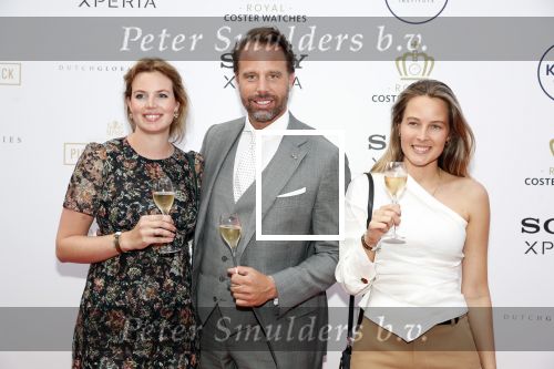 Amsterdam 18 juni 2019
Leading ladies awards bij hotel the Grand. Robert Lee met vriendinnen