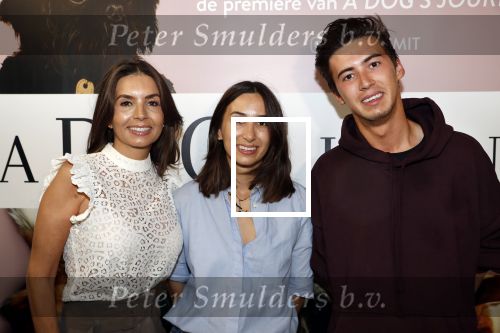 Amsterdam 12 juni 2019
Premiere a dogs Journey by Lucky Smit.
Bas Smit Anouk Smulders en Rosanna Kluivert zijn aanwezig met hun honden.