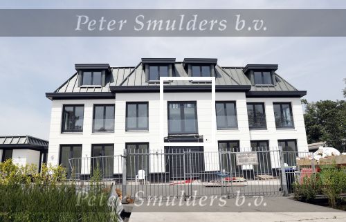 Vinkeveen 23 juni 2019
Huis van Sabah Nissan ( vriend van Ali B) wat verhuurd gaat worden aan internationale sterren.