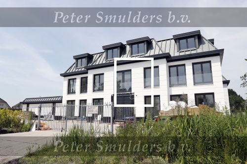 Vinkeveen 23 juni 2019
Huis van Sabah Nissan ( vriend van Ali B) wat verhuurd gaat worden aan internationale sterren.