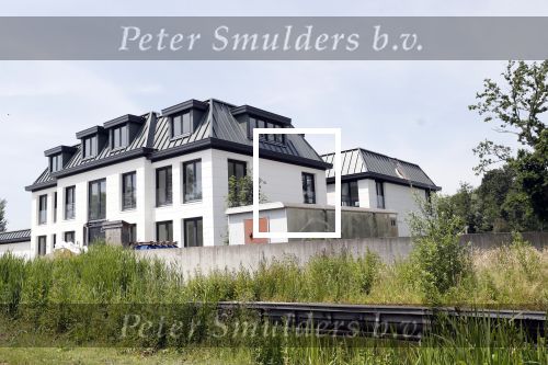 Vinkeveen 23 juni 2019
Huis van Sabah Nissan ( vriend van Ali B) wat verhuurd gaat worden aan internationale sterren.