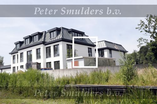 Vinkeveen 23 juni 2019
Huis van Sabah Nissan ( vriend van Ali B) wat verhuurd gaat worden aan internationale sterren.