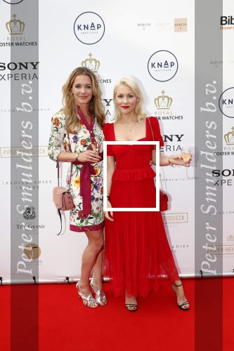Amsterdam 18 juni 2019
Leading ladies awards bij hotel the Grand. Susanna Klibansky met een vriendin