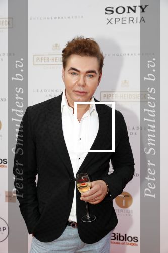 Amsterdam 18 juni 2019
Leading ladies awards bij hotel the Grand. Teun Feun kwam met Marijke helwegen