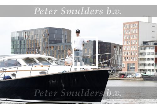 Amsterdam 14 juni 2019
Event Jaguar en Rapsody boten met kunstenaar Selwyn Senatori.
Aanwezig oa Regi Blinker Jeroen Nieuwenhuize Thomas v d Vlugt en Aldo v Troost.