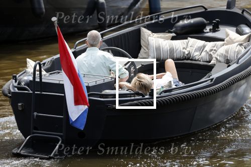 Amsterdam 20 juni 2020
Caroline Tensen met haar man op de boot op de grachten van AMsterdam
