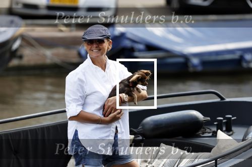 Amsterdam 20 juni 2020
Caroline Tensen met haar man op de boot op de grachten van AMsterdam