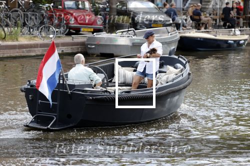 Amsterdam 20 juni 2020
Caroline Tensen met haar man op de boot op de grachten van AMsterdam