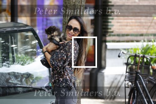 Amsterdam 3 juli 2020
Chantal Oornink met haar hondje in Amsterdam zuid