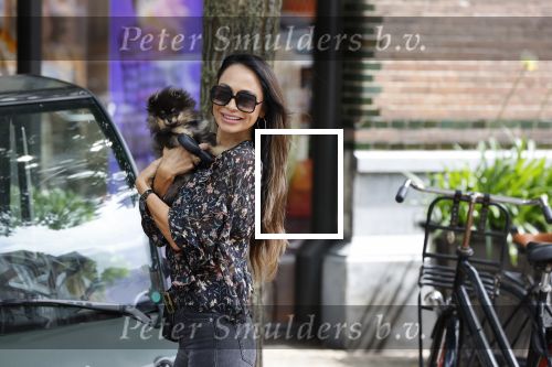 Amsterdam 3 juli 2020
Chantal Oornink met haar hondje in Amsterdam zuid