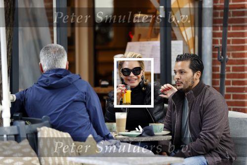 Amsterdam 2 juli 2020
Connie Witteman met haar zoon Marvin Breukhoven en haar vroegere PA Edwin
