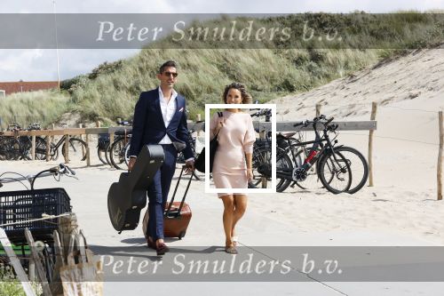 Noordwijk 16 juli 2020
Rene v d Gijp en zijn vrouw Minouche trouwen bij beachclub Tulum.