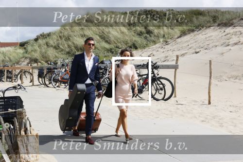 Noordwijk 16 juli 2020
Rene v d Gijp en zijn vrouw Minouche trouwen bij beachclub Tulum.