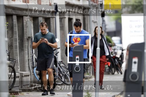 Amsterdam 3 juli 2020
Dotan gaat met zijn amerikaanse partner Grant Boone sporten .