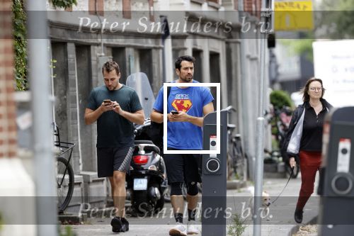 Amsterdam 3 juli 2020
Dotan gaat met zijn amerikaanse partner Grant Boone sporten .