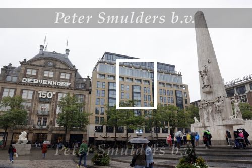 Amsterdam 14 juli 2020
Edgar davids heeft in dit luxe complex op de dam 2 appartementen gekocht