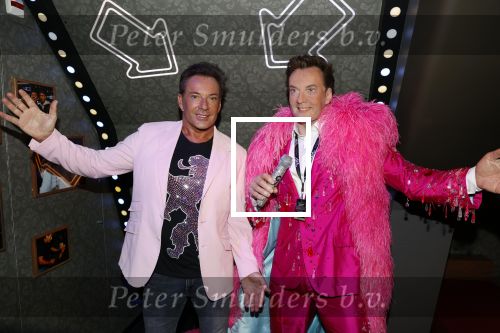 Amsterdam 14 juli 2020
Gerard Joling opent de gouden bitterbal (Cafe in Madame Tussaud)