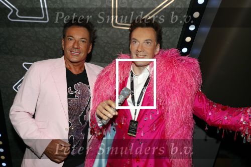 Amsterdam 14 juli 2020
Gerard Joling opent de gouden bitterbal (Cafe in Madame Tussaud)