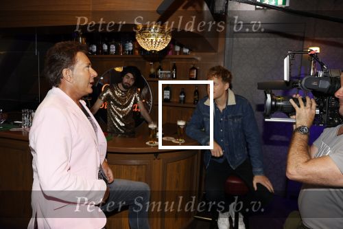 Amsterdam 14 juli 2020
Gerard Joling opent de gouden bitterbal (Cafe in Madame Tussaud)