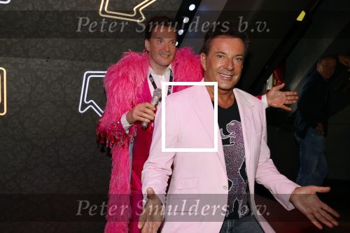 Amsterdam 14 juli 2020
Gerard Joling opent de gouden bitterbal (Cafe in Madame Tussaud)