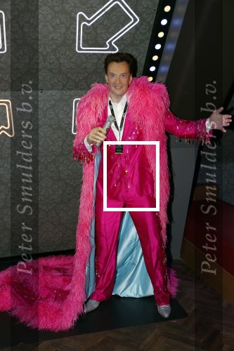 Amsterdam 14 juli 2020
Gerard Joling opent de gouden bitterbal (Cafe in Madame Tussaud)