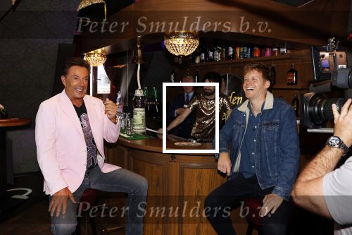 Amsterdam 14 juli 2020
Gerard Joling opent de gouden bitterbal (Cafe in Madame Tussaud)