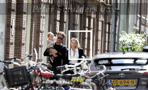 Amsterdam 2 juli 2020
Gigi Ravelli met haar man Roger Hodenius en hun dochter