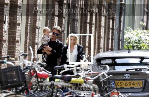 Amsterdam 2 juli 2020
Gigi Ravelli met haar man Roger Hodenius en hun dochter