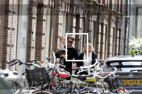 Amsterdam 2 juli 2020
Gigi Ravelli met haar man Roger Hodenius en hun dochter