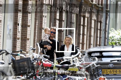Amsterdam 2 juli 2020
Gigi Ravelli met haar man Roger Hodenius en hun dochter