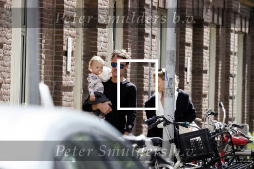 Amsterdam 2 juli 2020
Gigi Ravelli met haar man Roger Hodenius en hun dochter