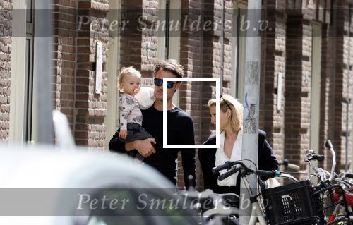 Amsterdam 2 juli 2020
Gigi Ravelli met haar man Roger Hodenius en hun dochter