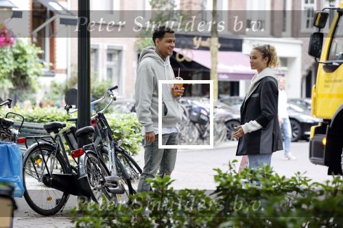 Amsterdam 3 juli 2020
Gregory v d Wiel en zijn vriendin Rose Bertram in Amsterdam zuid