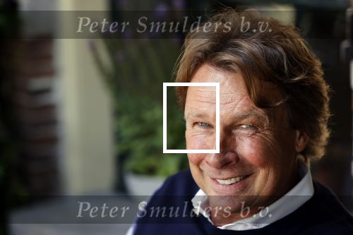 Doorn 27 juni 2020
Presentatie boek Wesley Sneijder . Het boek is geschreven door Kees Jansma en mark v Bommel ontving het eerste exemplaar. Hans Kraaij