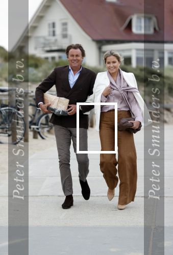 Noordwijk 16 juli 2020
Rene v d Gijp en zijn vrouw Minouche trouwen bij beachclub Tulum.
