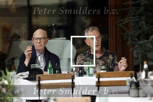 Amsterdam 17 juli 2020
Hans v Manen met zijn partner op terras