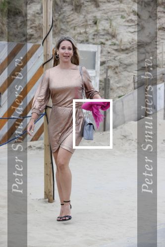Noordwijk 16 juli 2020
Rene v d Gijp en zijn vrouw Minouche trouwen bij beachclub Tulum.