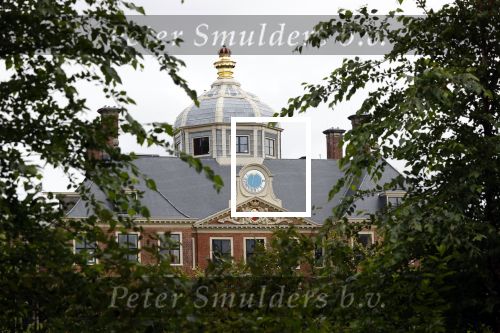 Den Haag  17 juli 2020
Koninklijk fotouurtje in de tuin van Huis ten Bosch . Vanwege corona was er veel minder pers uitgenodigd dan andere jaren. Aanwezig koning Willem Alexander Koningina Maxima en de prinsessen Amalia Alexia en Ariane .