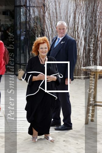 Noordwijk 16 juli 2020
Rene v d Gijp en zijn vrouw Minouche trouwen bij beachclub Tulum.