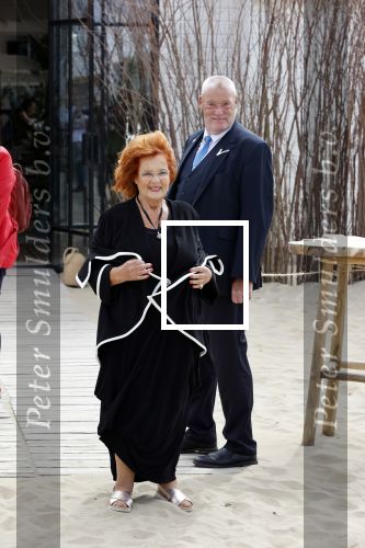 Noordwijk 16 juli 2020
Rene v d Gijp en zijn vrouw Minouche trouwen bij beachclub Tulum.