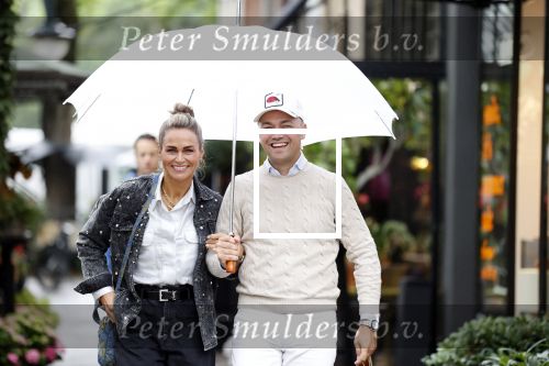 Amsterdam 9 juli 2020
Joel Borelli met zijn vrouw in Amsterdam zuid