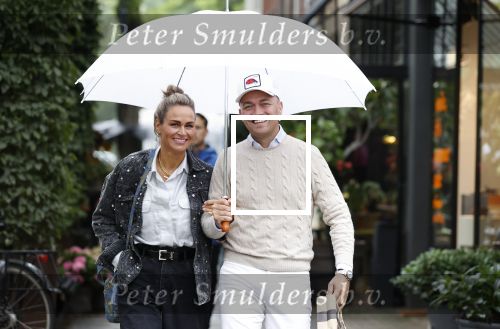 Amsterdam 9 juli 2020
Joel Borelli met zijn vrouw in Amsterdam zuid