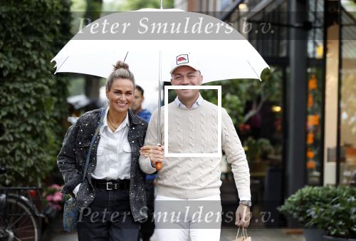 Amsterdam 9 juli 2020
Joel Borelli met zijn vrouw in Amsterdam zuid