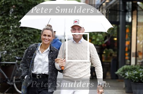 Amsterdam 9 juli 2020
Joel Borelli met zijn vrouw in Amsterdam zuid