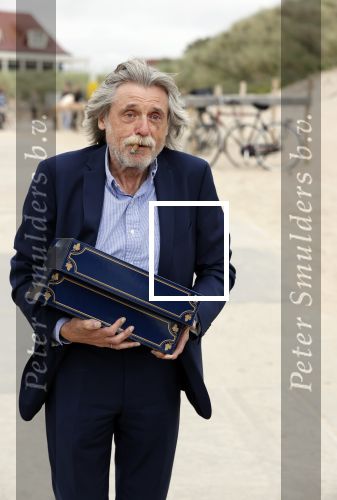 Noordwijk 16 juli 2020
Rene v d Gijp en zijn vrouw Minouche trouwen bij beachclub Tulum.