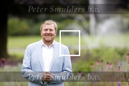Den Haag  17 juli 2020
Koninklijk fotouurtje in de tuin van Huis ten Bosch . Vanwege corona was er veel minder pers uitgenodigd dan andere jaren. Aanwezig koning Willem Alexander Koningina Maxima en de prinsessen Amalia Alexia en Ariane .