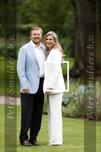 Den Haag  17 juli 2020
Koninklijk fotouurtje in de tuin van Huis ten Bosch . Vanwege corona was er veel minder pers uitgenodigd dan andere jaren. Aanwezig koning Willem Alexander Koningina Maxima en de prinsessen Amalia Alexia en Ariane .
