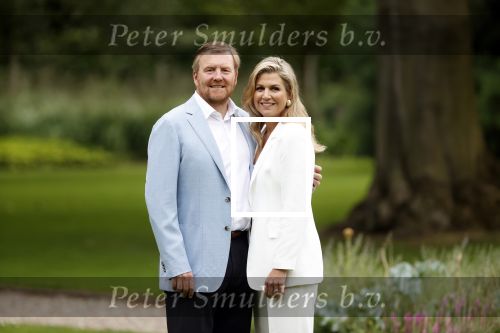 Den Haag  17 juli 2020
Koninklijk fotouurtje in de tuin van Huis ten Bosch . Vanwege corona was er veel minder pers uitgenodigd dan andere jaren. Aanwezig koning Willem Alexander Koningina Maxima en de prinsessen Amalia Alexia en Ariane .