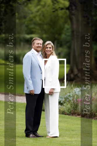 Den Haag  17 juli 2020
Koninklijk fotouurtje in de tuin van Huis ten Bosch . Vanwege corona was er veel minder pers uitgenodigd dan andere jaren. Aanwezig koning Willem Alexander Koningina Maxima en de prinsessen Amalia Alexia en Ariane .
